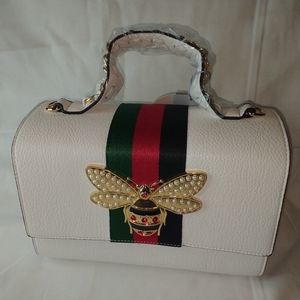 Hand bag